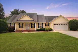 210 Jane Sowers Rd, Statesville, NC 28625 - Photo 2