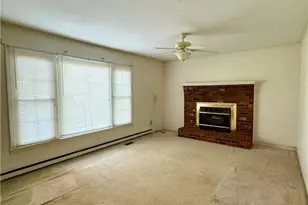 542 W R Gillespie Rd, Dobson, NC 27017 - Photo 12