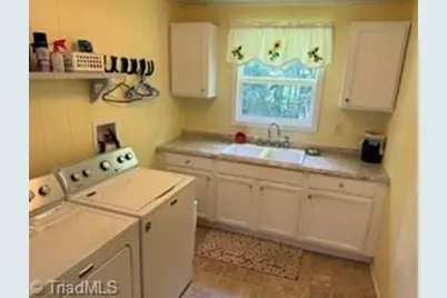 128 Hickory Hollow Road, North Wilkesboro, NC 28659 - Photo 14