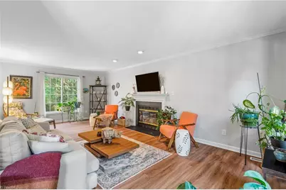 4009 Clarendon Avenue, Winston-Salem, NC 27106 - Photo 12