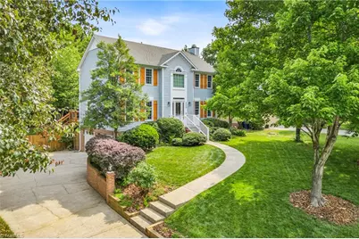 4009 Clarendon Avenue, Winston-Salem, NC 27106 - Photo 2