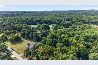 2063 Country Trail, Asheboro, NC 27205 - Photo 2