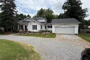 905 Old Winston Rd, High Point, NC 27265 - Photo 2