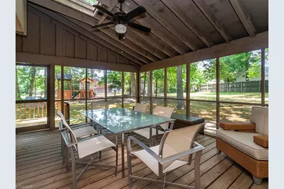 4005 Waldenbrook Court, Greensboro, NC 27407 - Photo 24