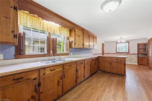 7238 Abb Rd, Gibsonville, NC 27249 - Photo 12