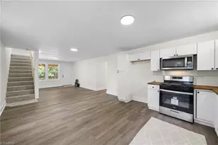 1037 Madison Ave, Winston-Salem, NC 27103 - Photo 8