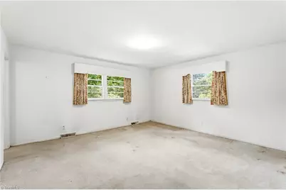 5700 Northlake Drive, Greensboro, NC 27410 - Photo 24