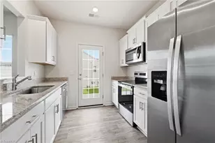 2005 Frost Dr, Graham, NC 27258 - Photo 6