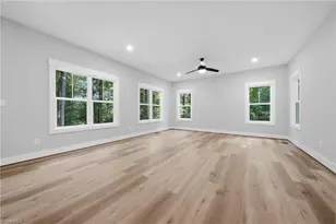 110 Walnut Ave, Yadkinville, NC 27055 - Photo 6