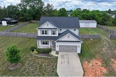139 Wade Eaton Drive, Mocksville, NC 27028 - Photo 2