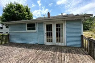 142 Reeves Ln, Elkin, NC 28621 - Photo 2