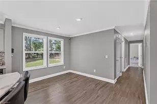 206 McKnight St, Asheboro, NC 27205 - Photo 10