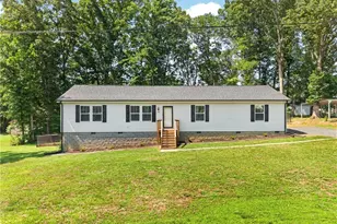 206 McKnight St, Asheboro, NC 27205 - Photo 2