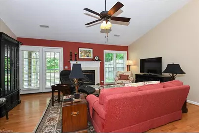 3122 Woodpoint Street, Jamestown, NC 27282 - Photo 12