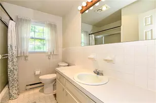 4501 Freida Ln, Greensboro, NC 27406 - Photo 16