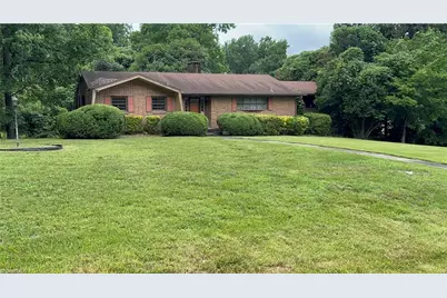 1206 Bridgepoint Road, Greensboro, NC 27405 - Photo 2