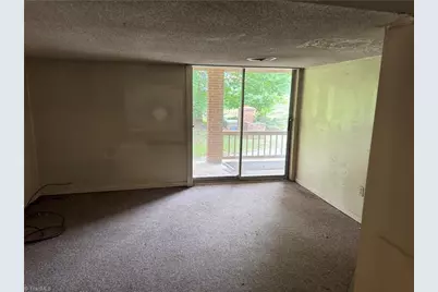 1206 Bridgepoint Road, Greensboro, NC 27405 - Photo 30