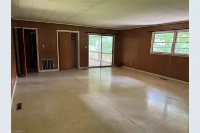 1206 Bridgepoint Road, Greensboro, NC 27405 - Photo 18