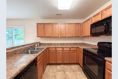 5503 Hardie Farm Drive, Greensboro, NC 27405 - Photo 8
