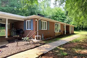 2297 Austin Traphill Rd, Elkin, NC 28621 - Photo 4