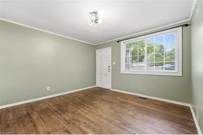 1802 Villa Drive, Greensboro, NC 27403 - Photo 18