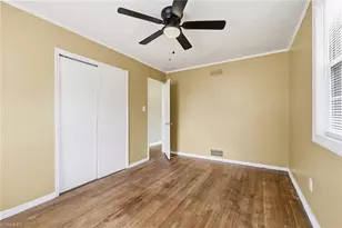 1802 Villa Dr, Greensboro, NC 27403 - Photo 6