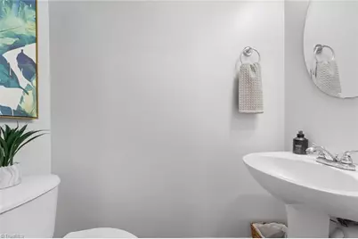 622 Elm Street #C, Greensboro, NC 27401 - Photo 14
