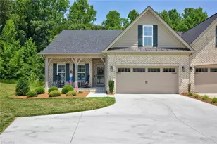 1201 Plantation Village Dr, Clemmons, NC 27012 - Photo 2