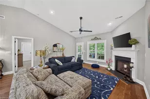 1201 Plantation Village Dr, Clemmons, NC 27012 - Photo 12