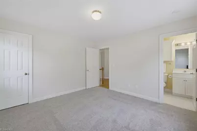 4613 Chesterfield Place, Jamestown, NC 27282 - Photo 28