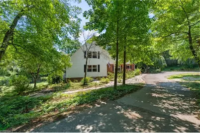 2786 Robinhood Road, Winston-Salem, NC 27106 - Photo 2