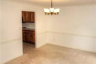 6125 Tennyson Dr, Kernersville, NC 27284 - Photo 8