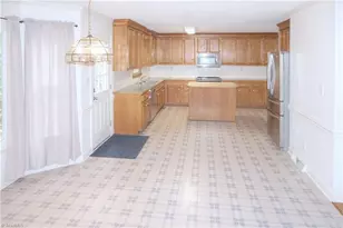 6125 Tennyson Dr, Kernersville, NC 27284 - Photo 4