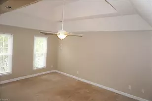 6125 Tennyson Dr, Kernersville, NC 27284 - Photo 10