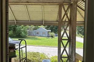 1113 Benjamin Benson St, Greensboro, NC 27406 - Photo 4