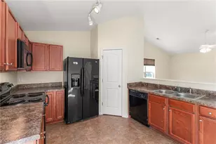 216 Florida Dr, Thomasville, NC 27360 - Photo 16