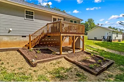 122 Yadkin River Road, Statesville, NC 28625 - Photo 16