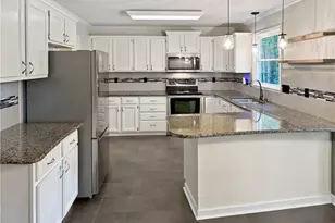 5208 Bridge Pointe Dr, Clemmons, NC 27012 - Photo 8