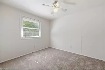 2300 Willow Road, Greensboro, NC 27406 - Photo 14