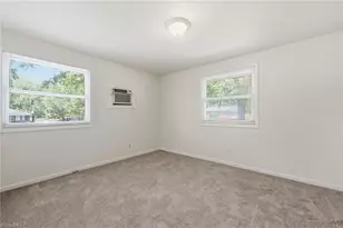 2300 Willow Rd, Greensboro, NC 27406 - Photo 12