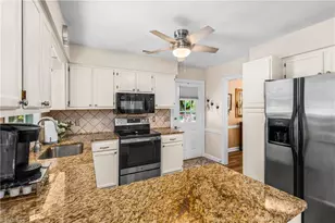 2901 Bradenton Dr, Winston-Salem, NC 27103 - Photo 12