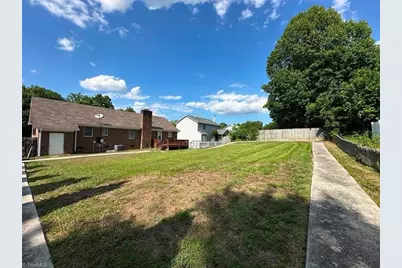 2308 Leeds Avenue, High Point, NC 27265 - Photo 20