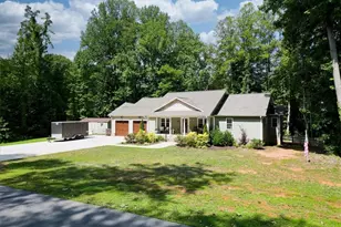 5086 Appalachian Rd, Winston-Salem, NC 27105 - Photo 4