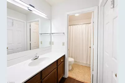 231 Oakwood Court, Winston-Salem, NC 27103 - Photo 8