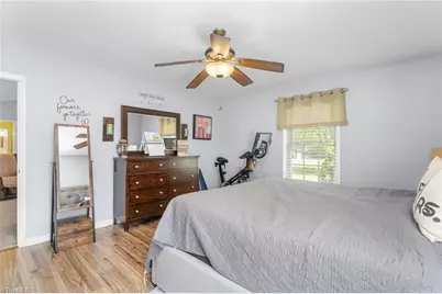 5993 Evelyn Lane, Pleasant Garden, NC 27313 - Photo 18