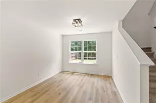 3864 Foliage Dr, Winston-Salem, NC 27101 - Photo 16