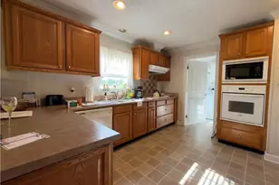 1075 Atkins Ln, Pinnacle, NC 27043 - Photo 8