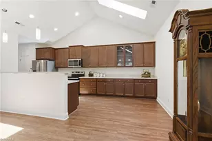 2958 York Pl Dr, Walkertown, NC 27051 - Photo 2