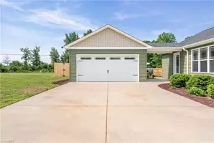 139 Headen Hls Dr, Lexington, NC 27292 - Photo 4
