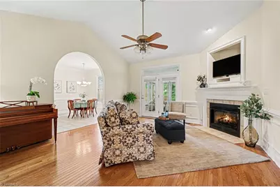 1009 Bradford Lane, Archdale, NC 27263 - Photo 4